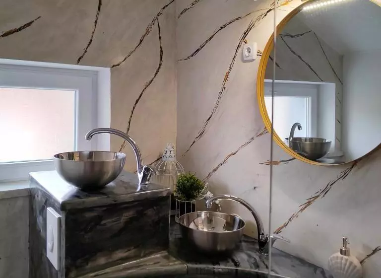 پانسیون Apartments & Rooms Saša