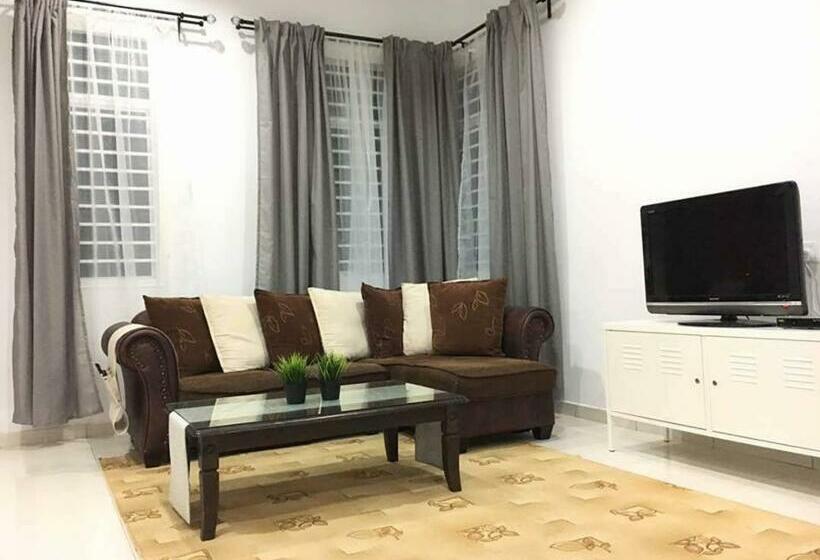 Pensão Ceri Merah Homestay