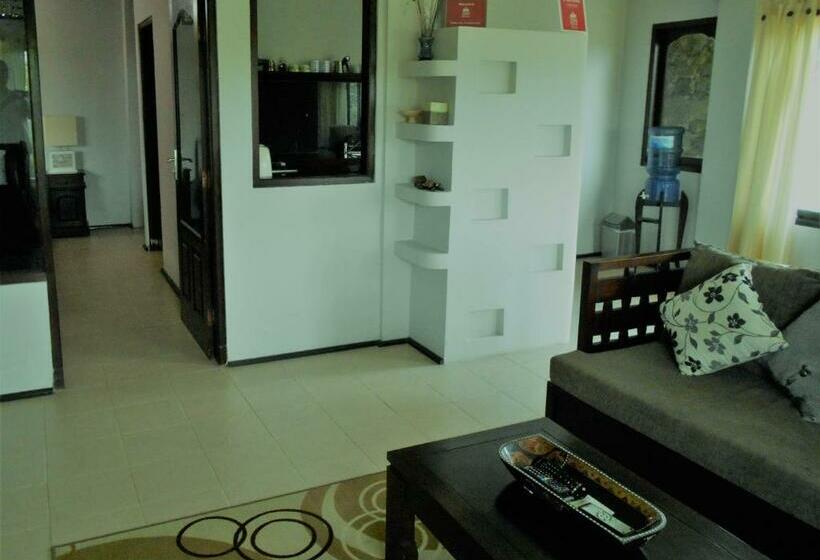 بنسيون Shangrilah Villas