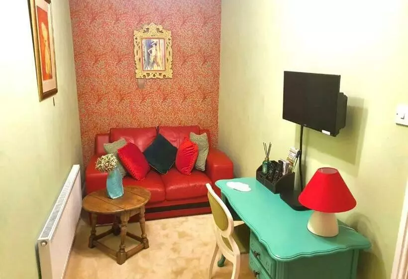 Seven Acre Corner B&b