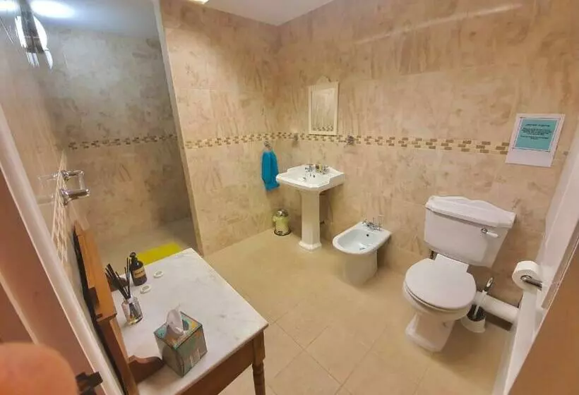 Seven Acre Corner B&b