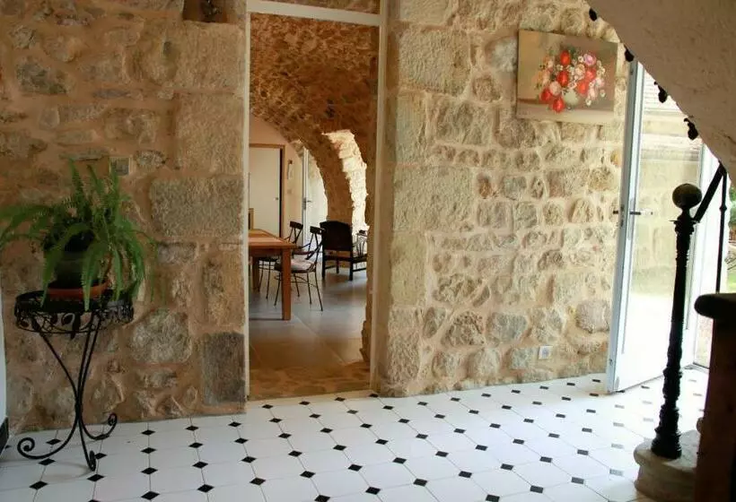 ベッドアンドブレックファースト Chambres D Hôtes Clos Des Récollets
