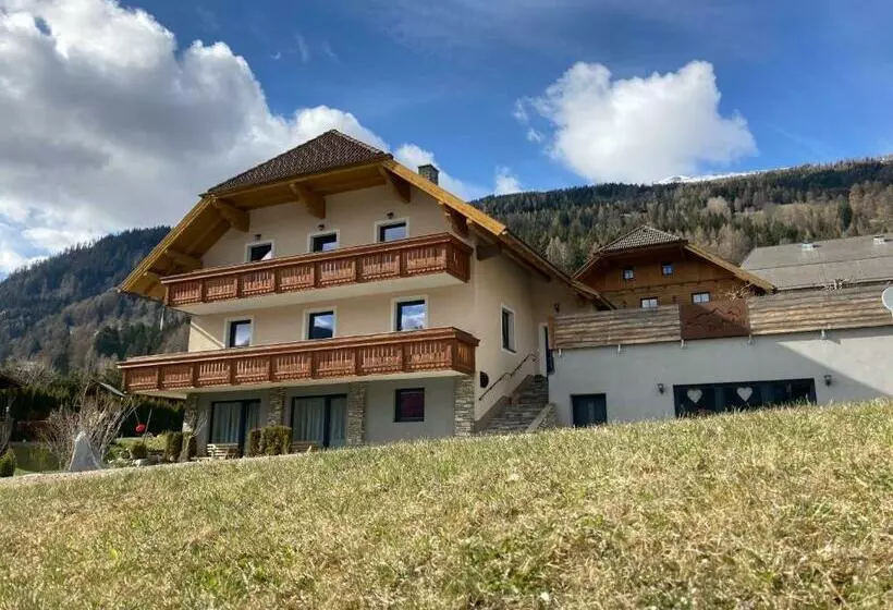 Aamiaismajoitus (B&B) Haus Nohra