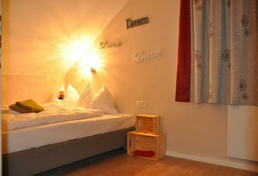 ベッドアンドブレックファースト Haus Nohra