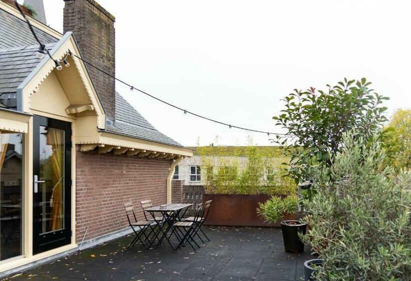 민박 Herberg D N Brouwer