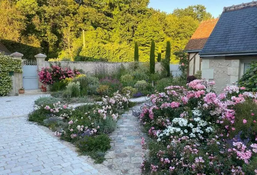 Aamiaismajoitus (B&B) La Chambre Des Dames