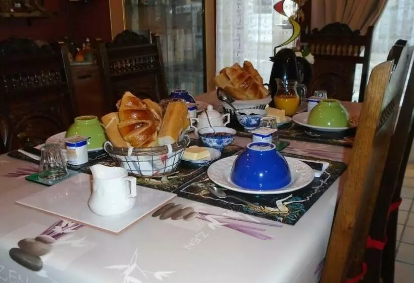 Aamiaismajoitus (B&B) La Mare Aux Fées