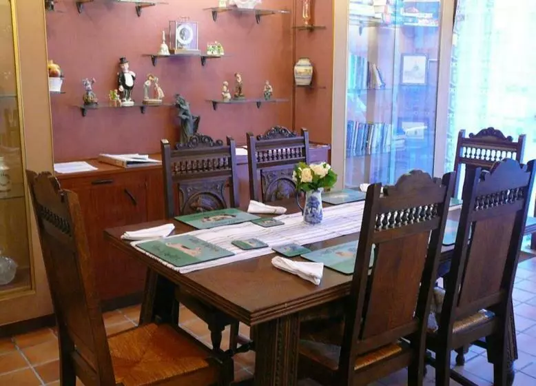 Aamiaismajoitus (B&B) La Mare Aux Fées