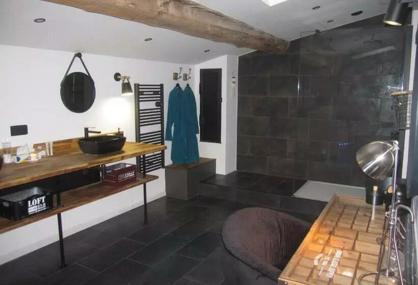 ベッドアンドブレックファースト La Terracotta