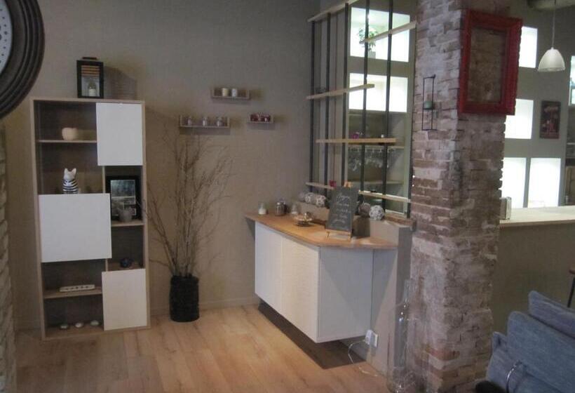 مبيت وإفطار La Terracotta