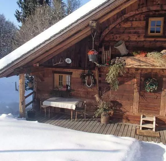 ベッドアンドブレックファースト Le Grenier