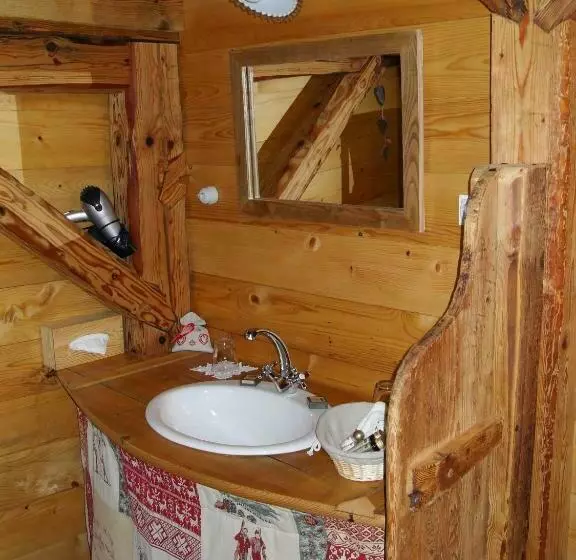 ベッドアンドブレックファースト Le Grenier