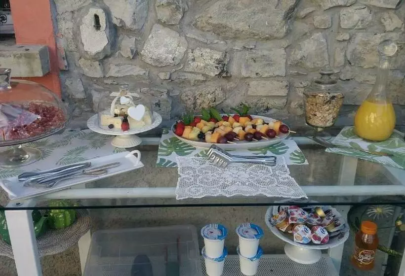 Bed And Breakfast Papillon