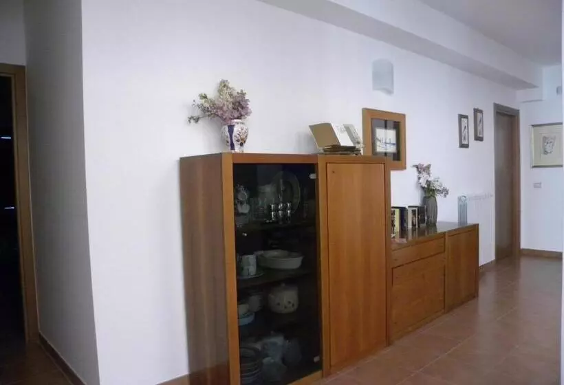 Aamiaismajoitus (B&B) Poggio Sambuco