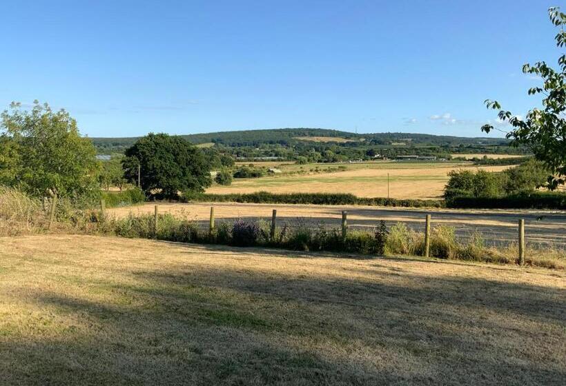 مبيت وإفطار The Shepherds Snug