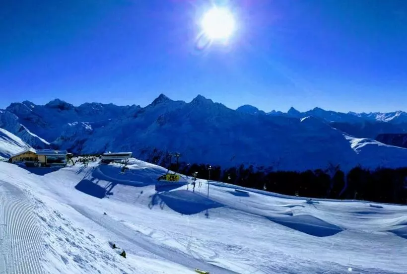 Holiday Accommodation   Swimming Pool Available