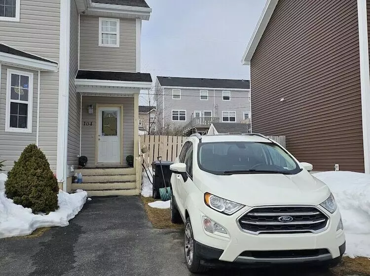 Majatalo Cozy Pet Friendly Home