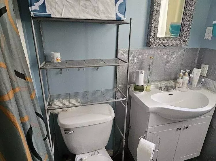 Majatalo Cozy Pet Friendly Home