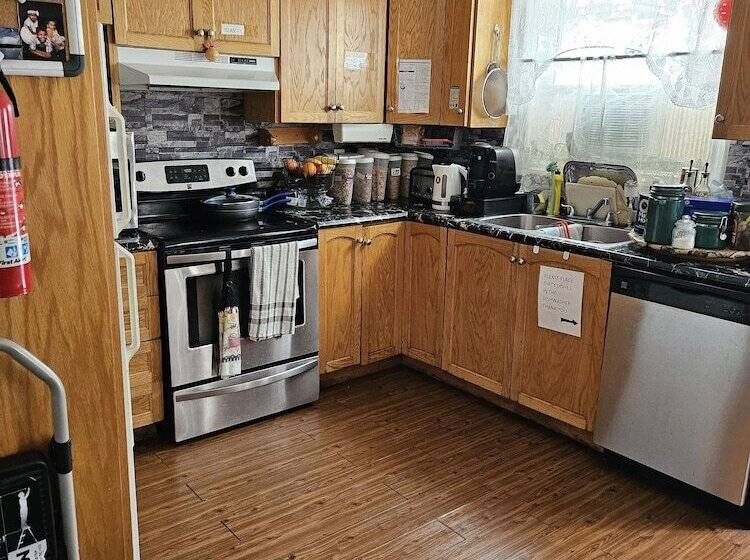 Pension Cozy Pet Friendly Home