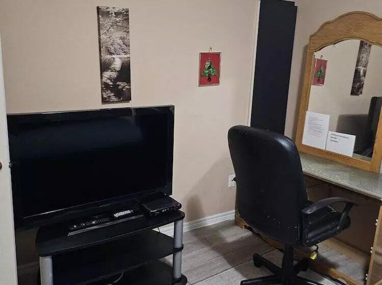 Majatalo Cozy Pet Friendly Home