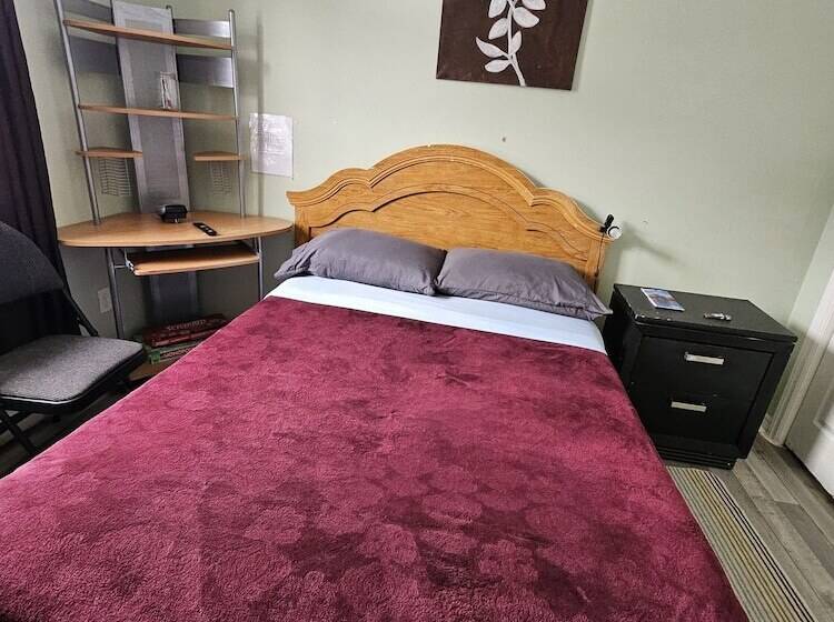 Pension Cozy Pet Friendly Home