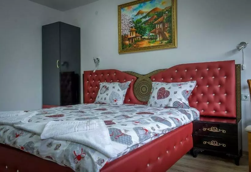 ペンション Guest House Milka