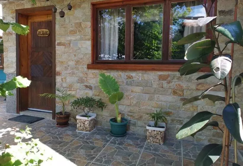 ペンション Guest House Milka