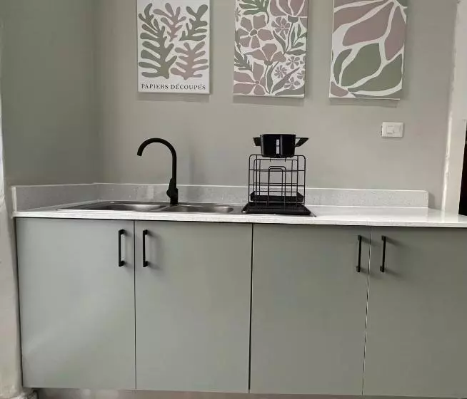 Majatalo The Owl House Guest House