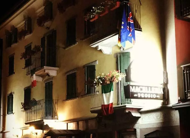 Retkeilymaja Locanda La Posta Nöa   B&b