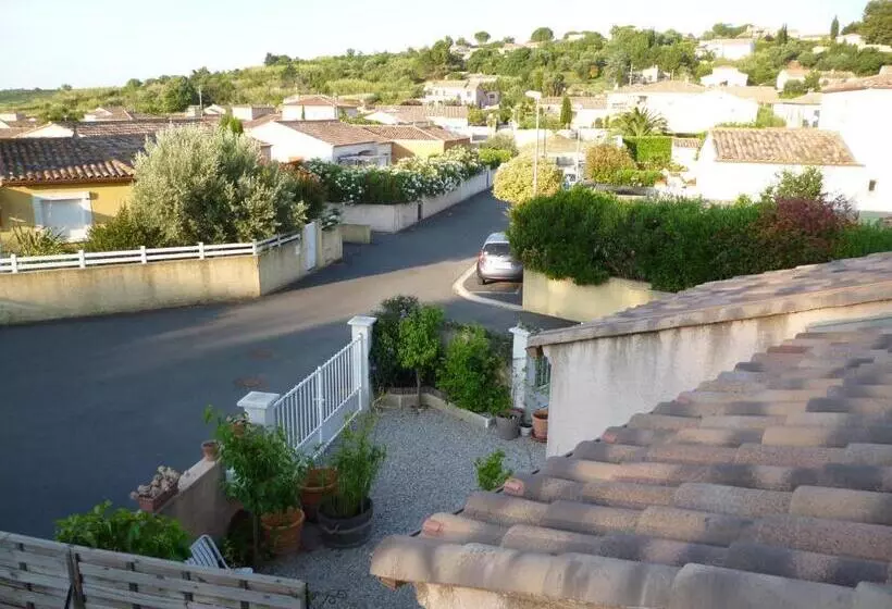 Aamiaismajoitus (B&B) Chez Patrick Roujan