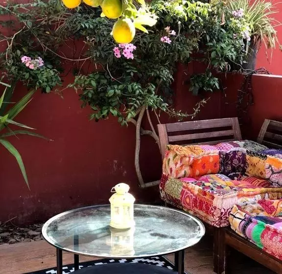 Aamiaismajoitus (B&B) Higos Chumbos, Casa Rural Compartido