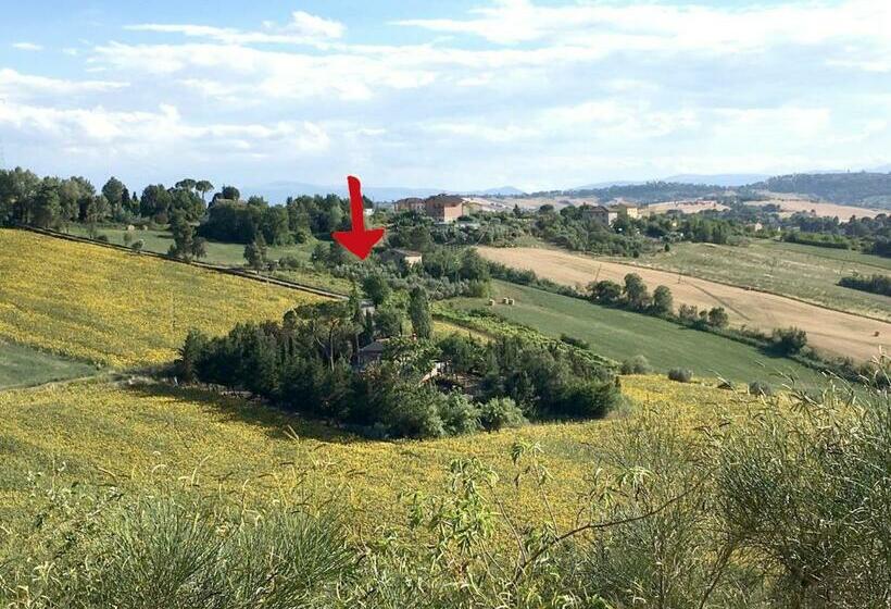 تختخواب و صبحانه Li Dolci Colli