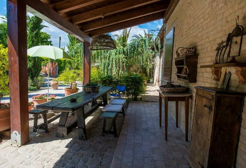 تختخواب و صبحانه Li Dolci Colli