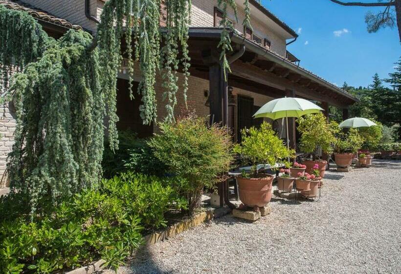 تختخواب و صبحانه Li Dolci Colli