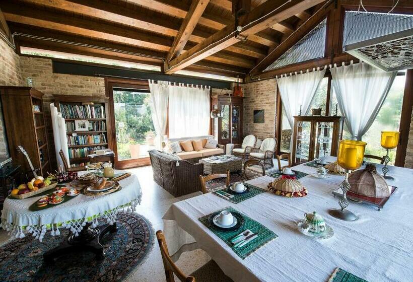 تختخواب و صبحانه Li Dolci Colli