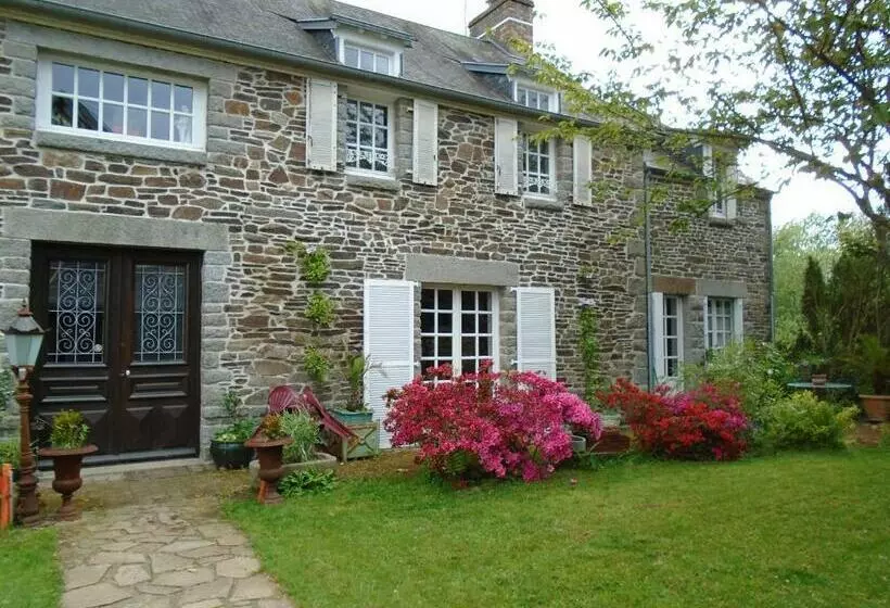 Aamiaismajoitus (B&B) Maison Des Isles