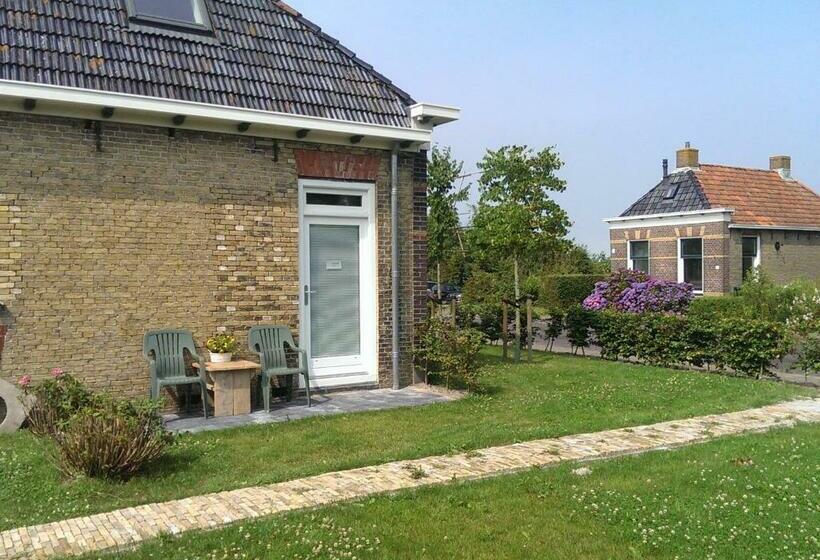 Bed and Breakfast ûnderdak