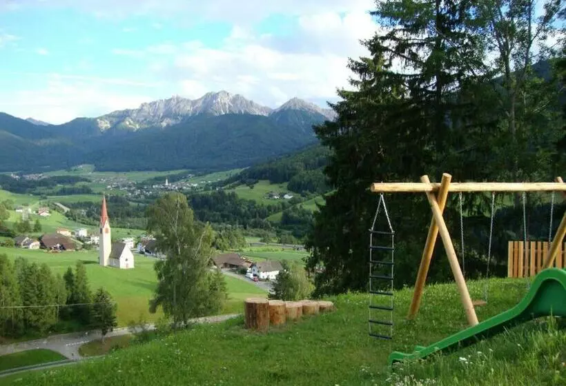 هتل Thalerhof