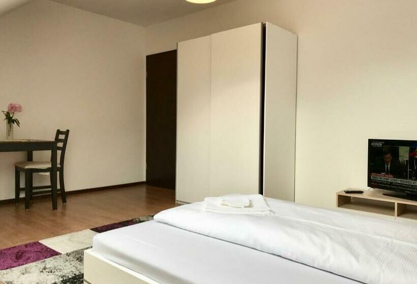 Lokal Genial Pension & Restaurant