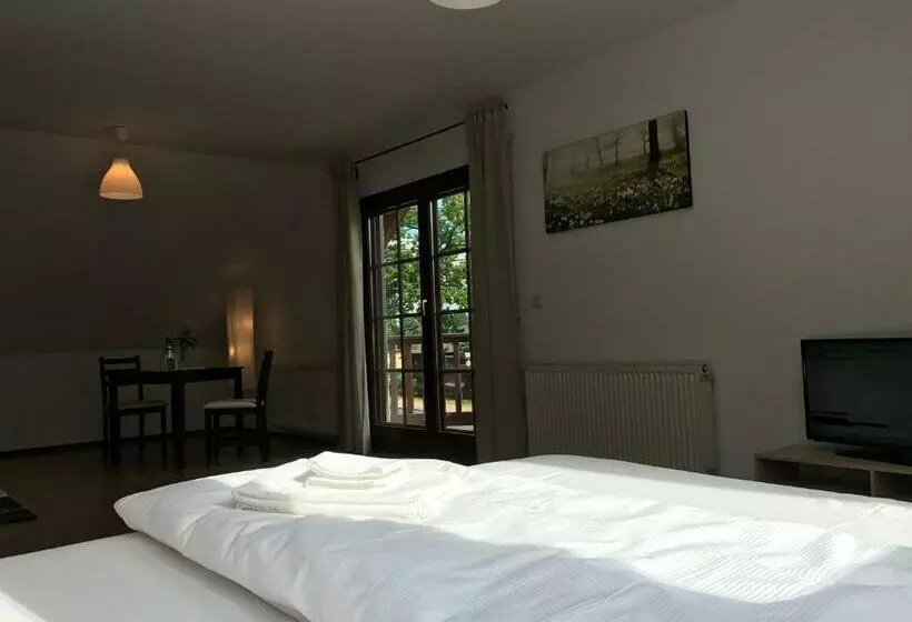 Lokal Genial Pension & Restaurant