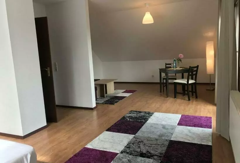 Lokal Genial Pension & Restaurant