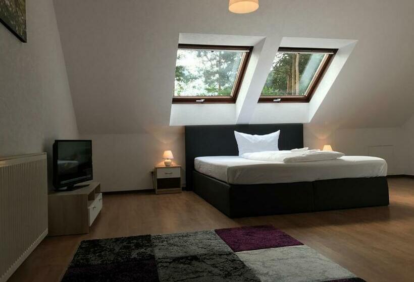 Lokal Genial Pension & Restaurant