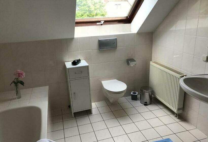 Lokal Genial Pension & Restaurant