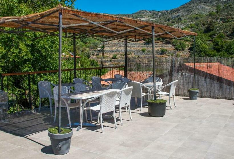 פנסיון Agrospito Traditional Guest House