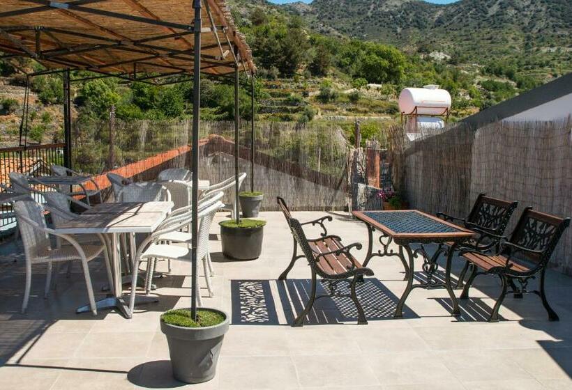 פנסיון Agrospito Traditional Guest House