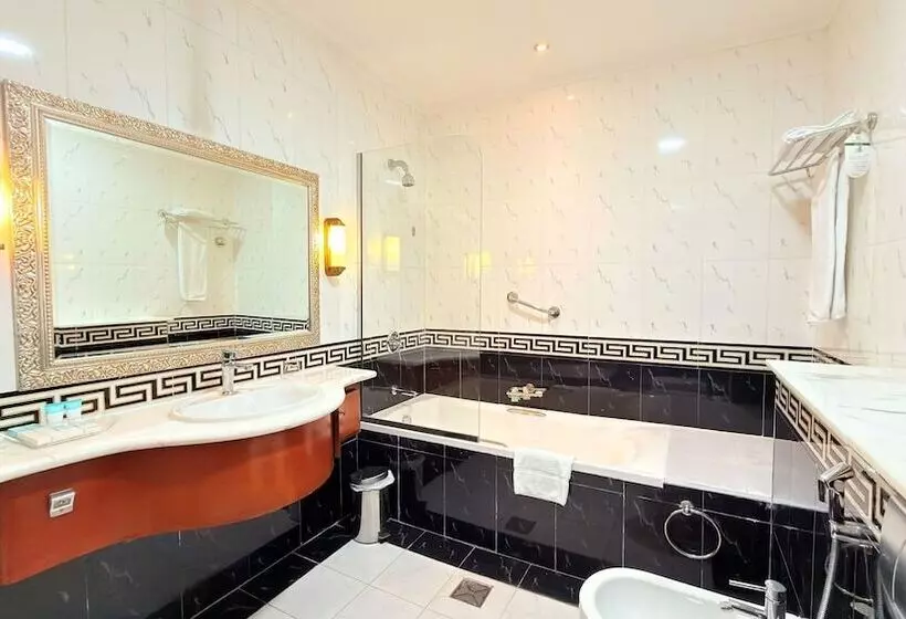 Sunday Hotel Al Barsha Dubai Mall of the Emirates