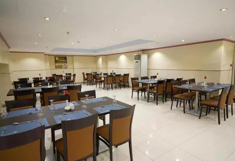 ホテル Al Massa Bader