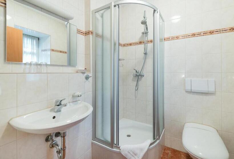 בית מלון כפרי Am Markt