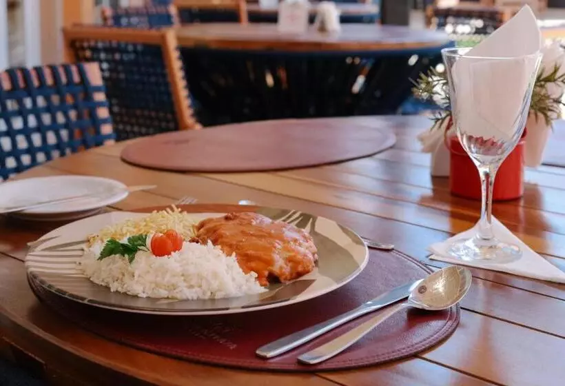 호텔 Carlton Plaza Baoba