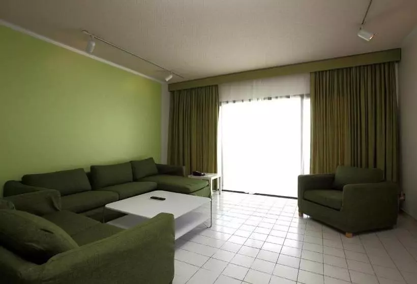 酒店 Golden Tulip Dana Bay Resort  Families ,للعائلات